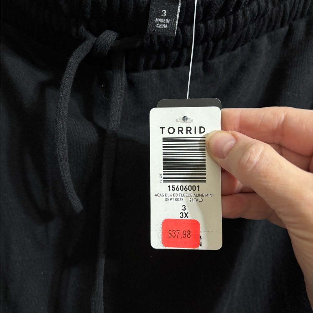 Torrid size 3 set of 2 Fleece Skirts